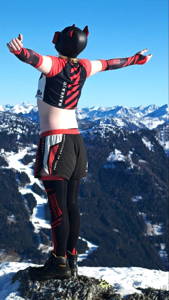 FemTecc - Techwear Femboy Arm Warmers